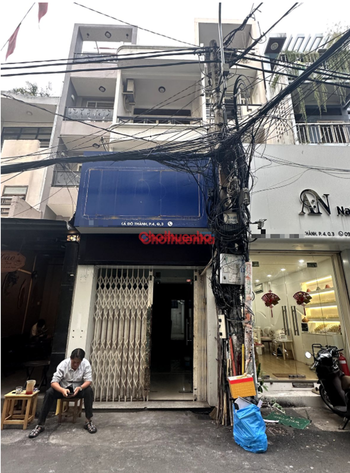 Cho thuê nhà nguyên căn Đường Số 2 Cư Xá Đô Thành, Phường 4, Quận 3. 