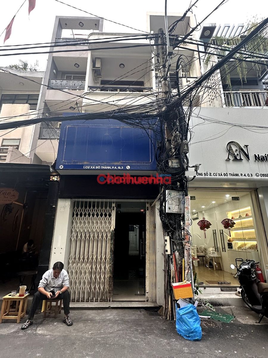 Cho thuê nhà nguyên căn Đường Số 2 Cư Xá Đô Thành, Phường 4, Quận 3. 