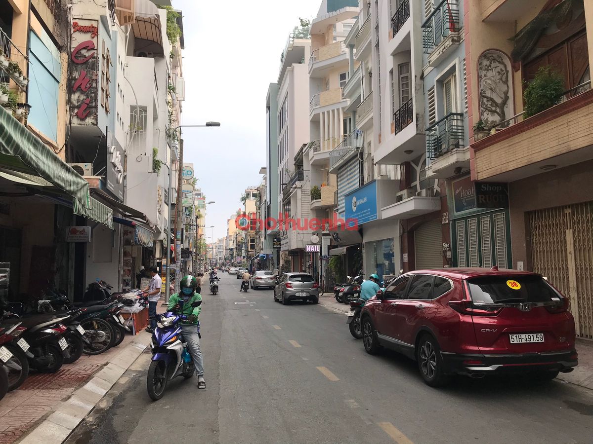 Cho thuê mặt tiền đường Bàn Cờ , Phường 3, Quận 3 . giá cho thuê 40 triệu (Thương lượng) 