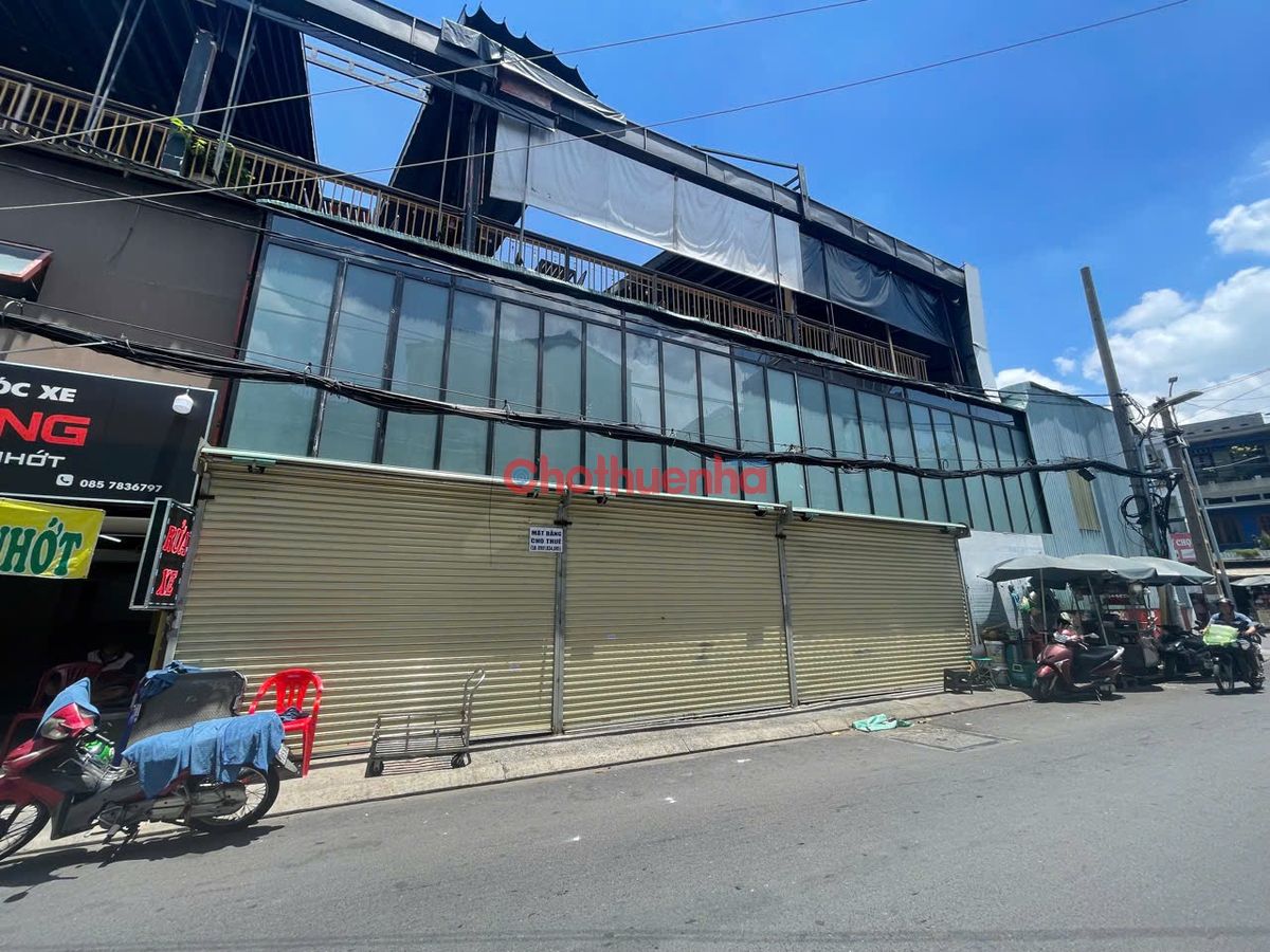 NHÀ 2 MẶT TIỀN ĐƯỜNG PHẠM VĂN HAI , QUẬN TÂN BÌNH