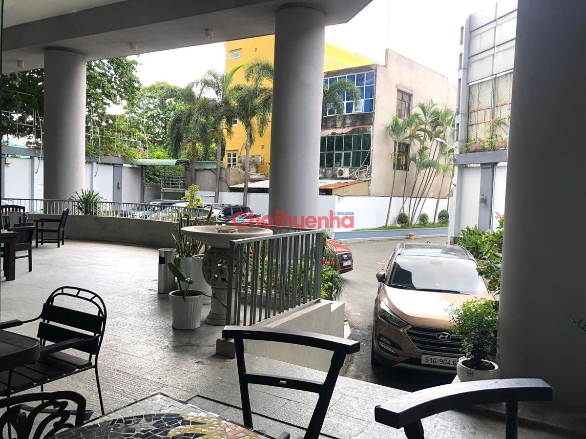 Cho thuê mặt bằng đường Hoàng Minh Giám, Phường 9, Quận Phú Nhuận.