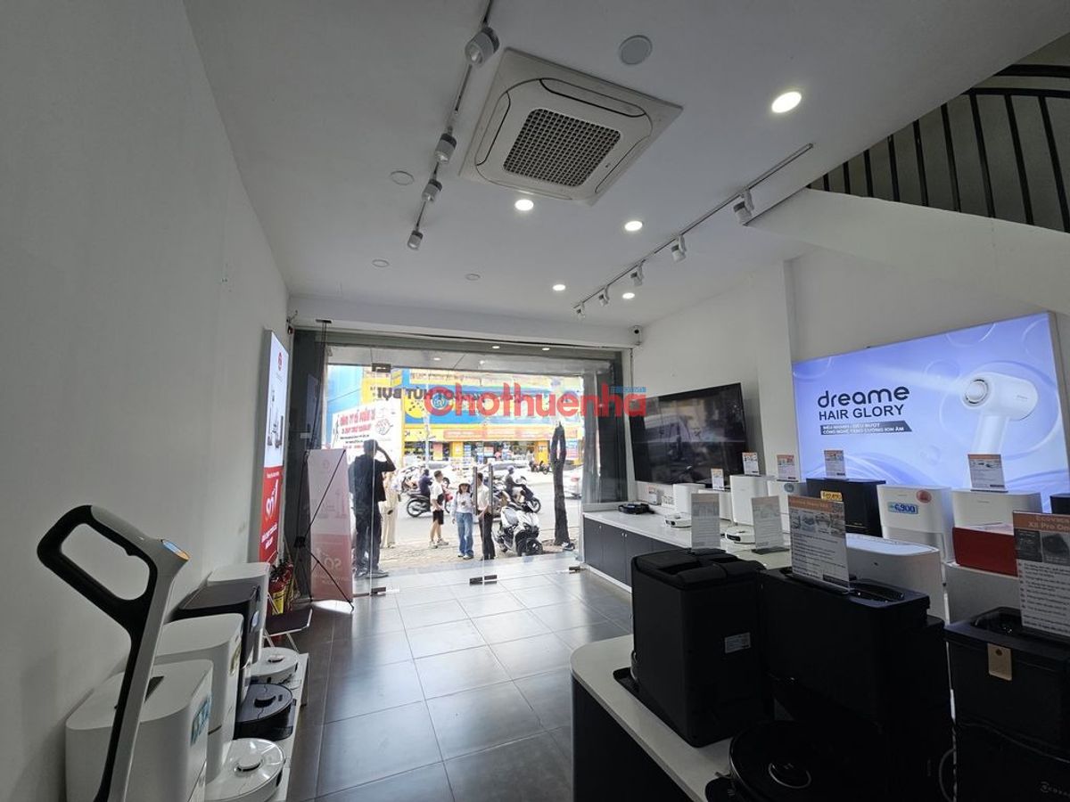 Cho thuê nhà mặt tiền đường Quang Trung, Phường 10, Quận Gò Vấp.