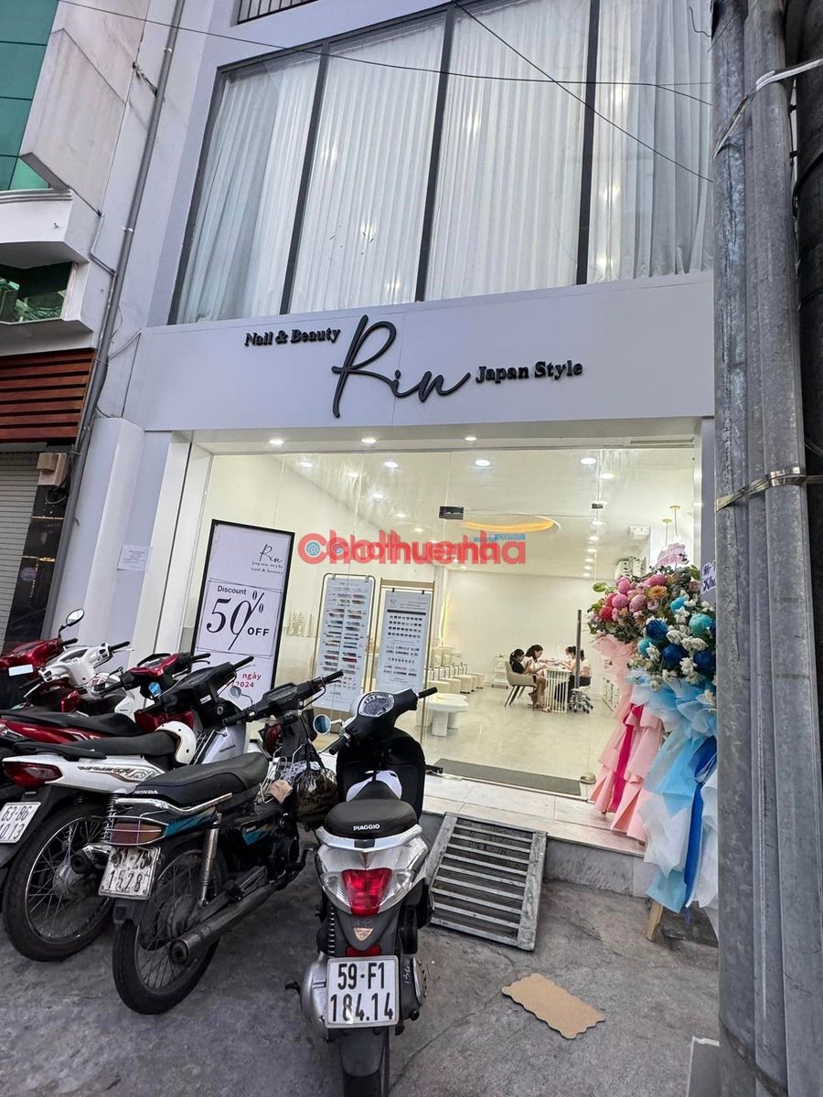 CHO THUÊ NHÀ MẶT TIỀN HUỲNH VĂN BÁNH, PHƯỜNG 13, QUẬN PHÚ NHUẬN 