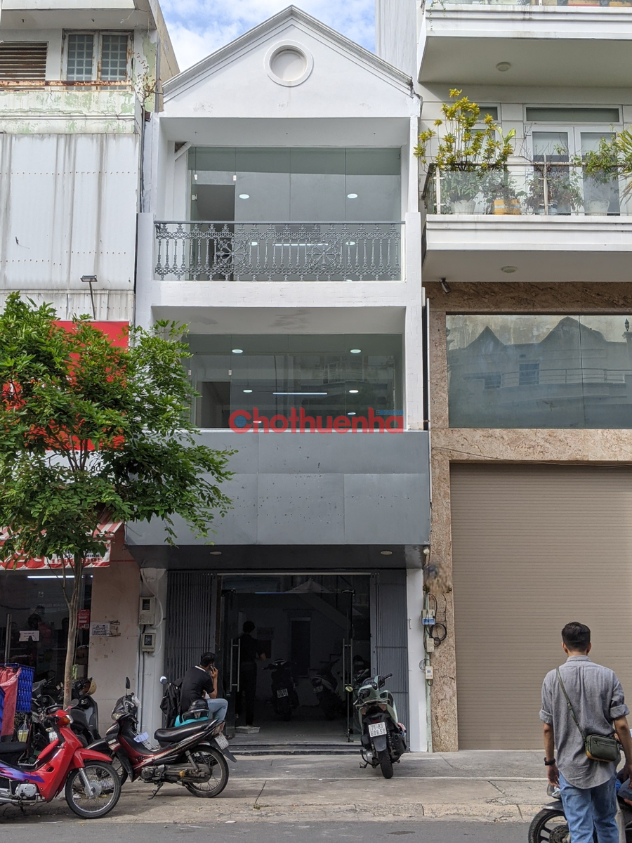 CHO THUÊ NHÀ MẶT TIỀN ĐẸP – HOÀNG HOA THÁM, BÌNH THẠNH