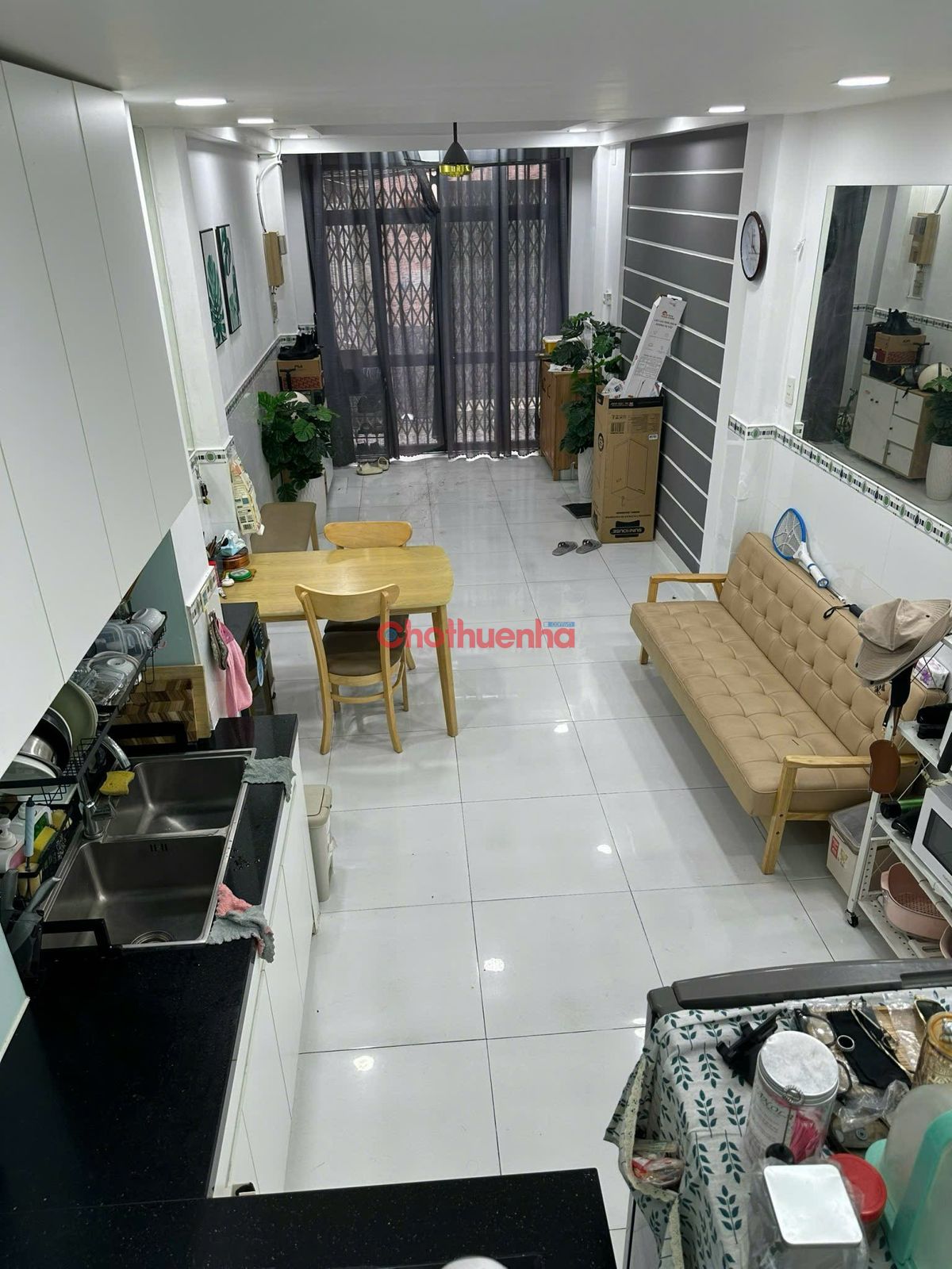 Nhà nguyên căn 6PN – Bùi Thị Xuân, Quận 1 – Gần chợ Bến Thành, chỉ 35 triệu
