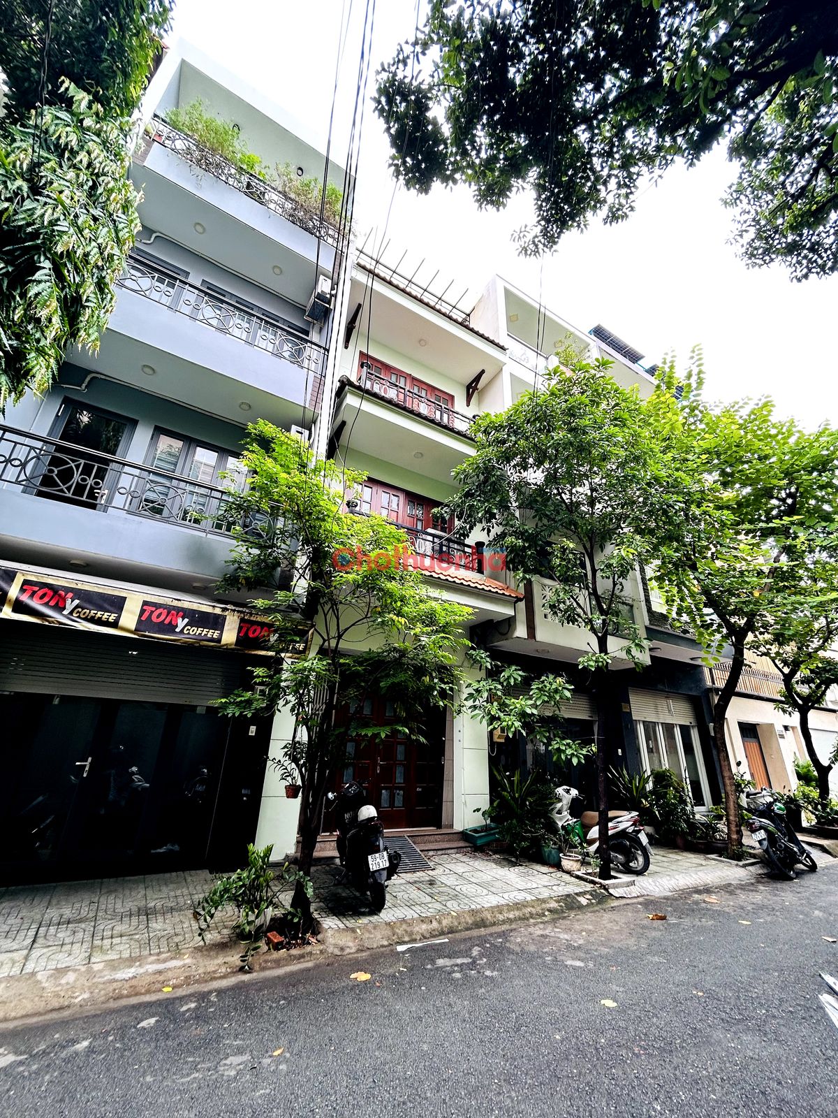 Cho thuê nhà ngay khu Bàu Cát, Phường 14, Tân Bình