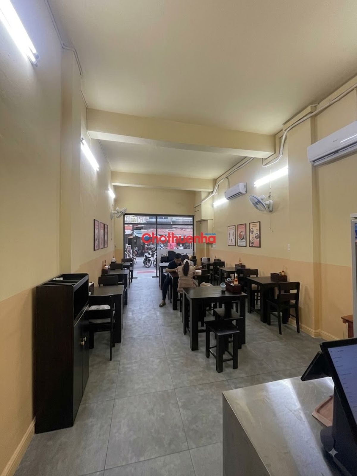 CHO THUÊ MẶT BẰNG KINH DOANH ĐƯỜNG TÔN THẤT ĐẠM, QUẬN 1