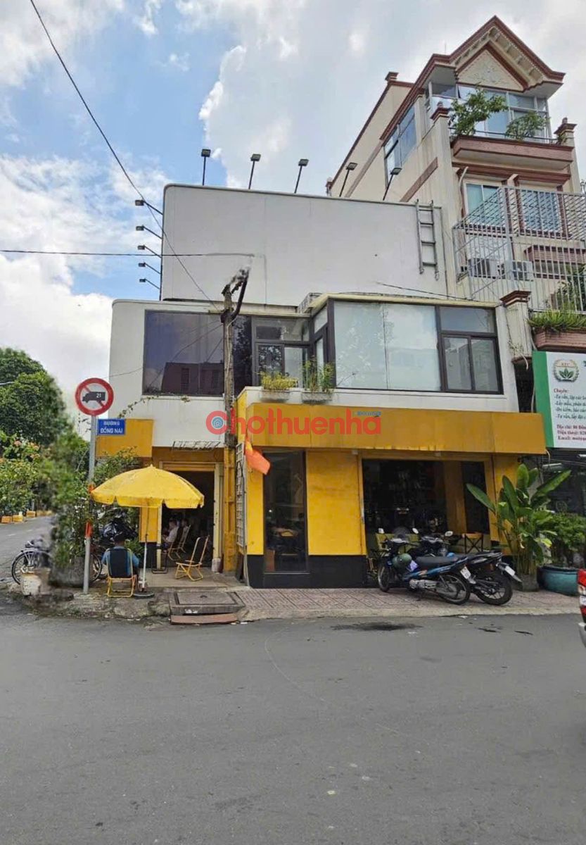 NHÀ GÓC 2 MẶT TIỀN QUẬN 10