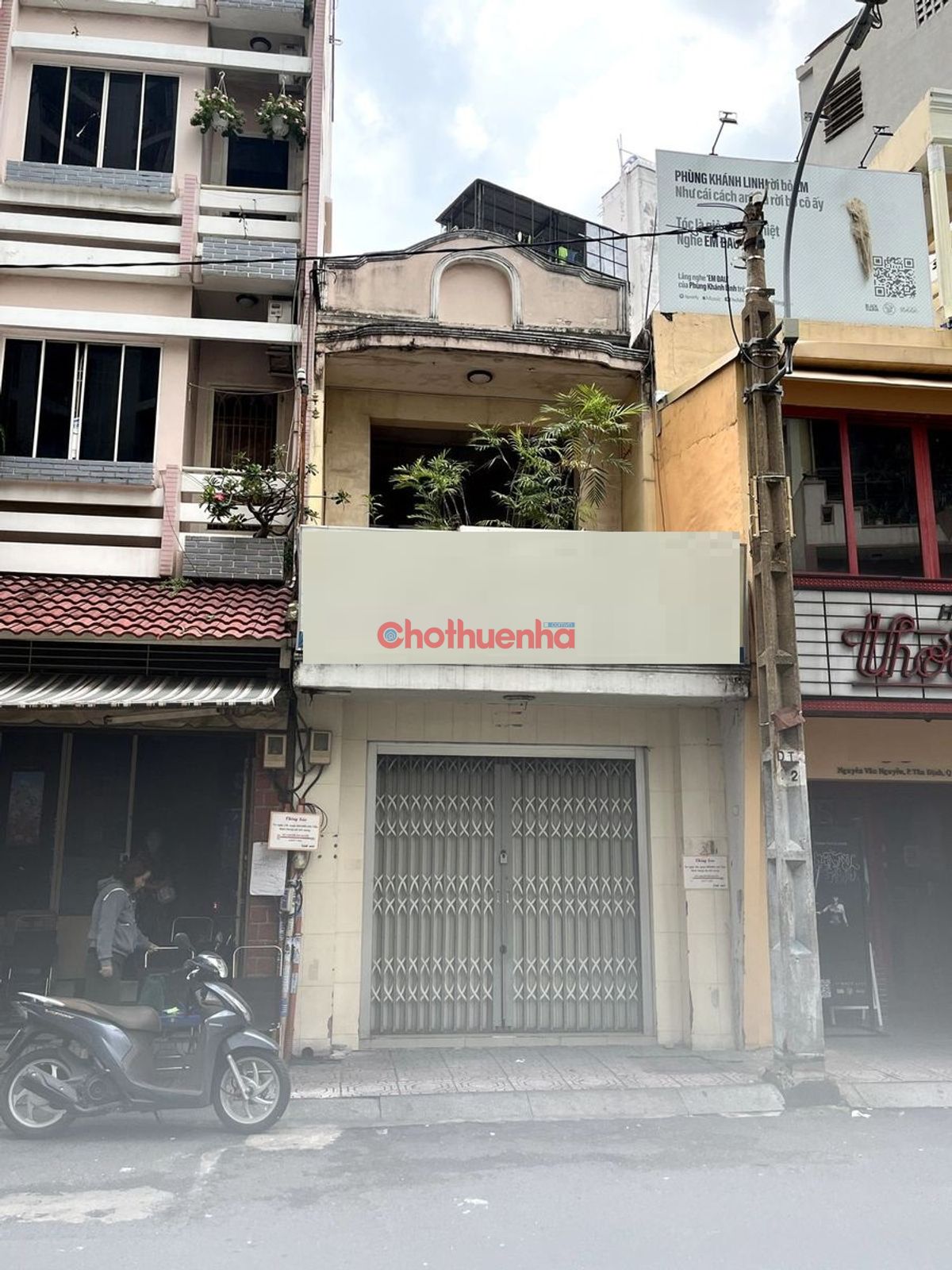 CHO THUÊ NHÀ NGUYÊN CĂN 4x14M, KHU TRUNG TÂM QUẬN 1, GIÁ THUÊ CHỈ 35 TRIỆU