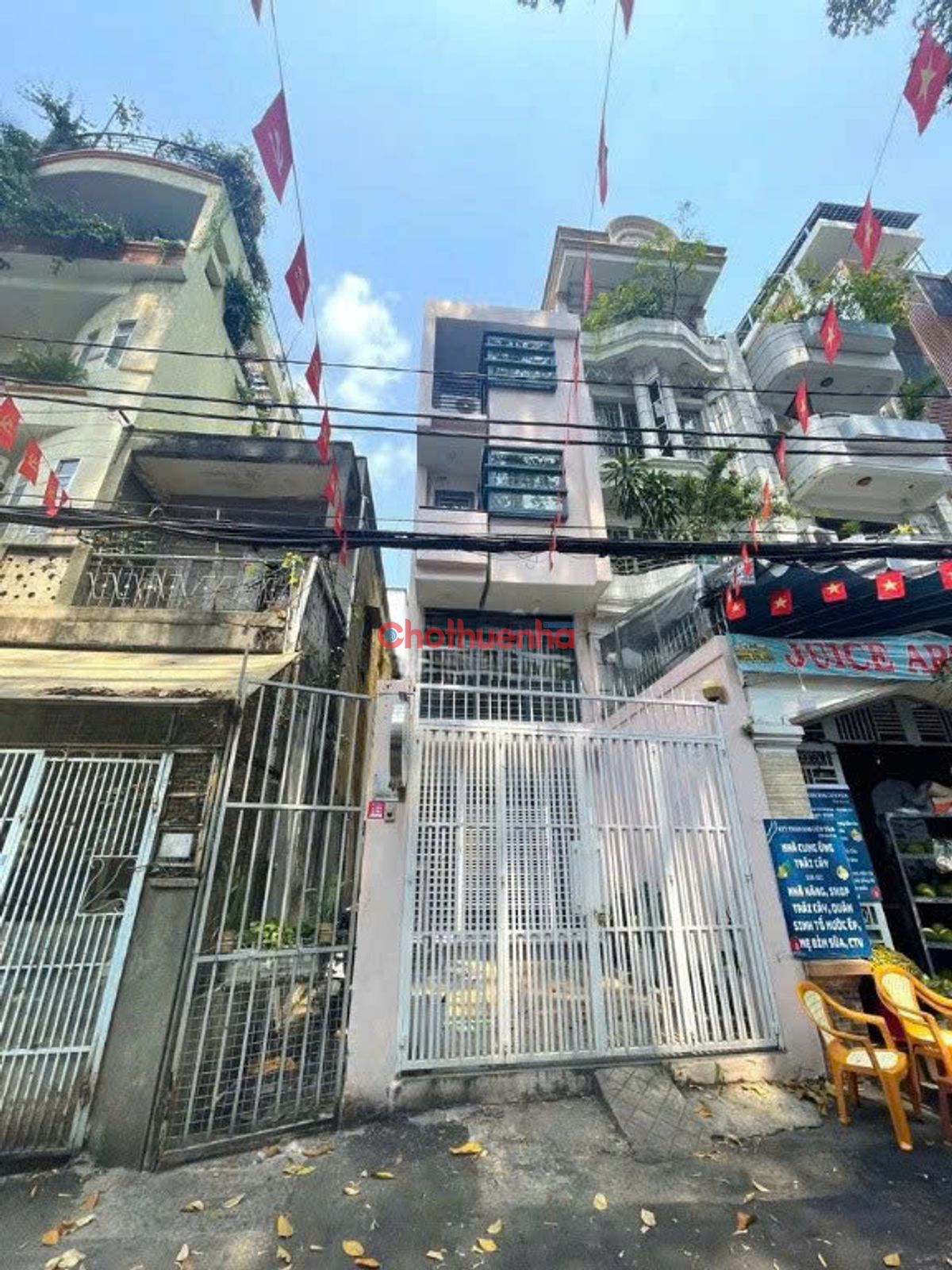 CHO THUÊ NHÀ NGUYÊN CĂN TIỆN KINH DOANH VÀ Ở NGAY KHU CƯ XÁ ĐÔ THÀNH -QUẬN 3