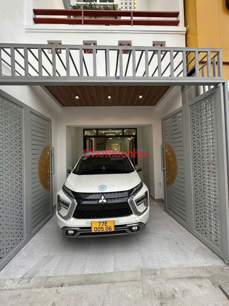 Cho thuê nhà mặt tiền đẹp đường Xô Viết Nghệ Tĩnh, Phường 14, Bình Thạnh.