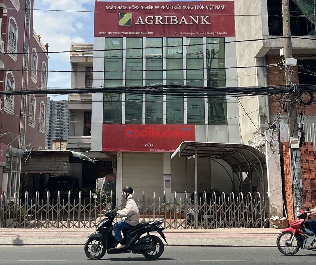 Cho thuê tòa nhà đường Huỳnh Tấn Phát, Phường Phú Mỹ, Quận 7.