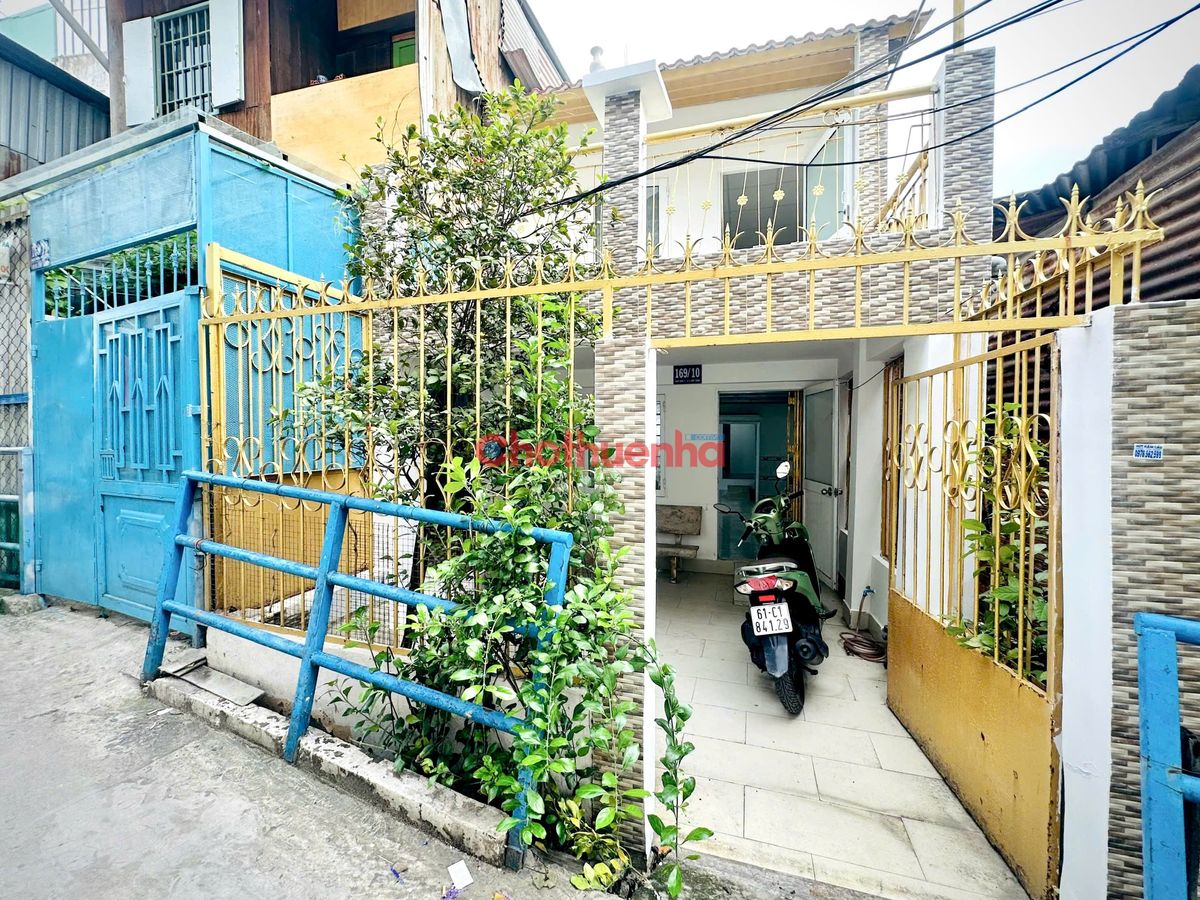 CHO THUÊ NHÀ CÓ SÂN RIÊNG - Gần Hutech – GIÁ 12.5TR