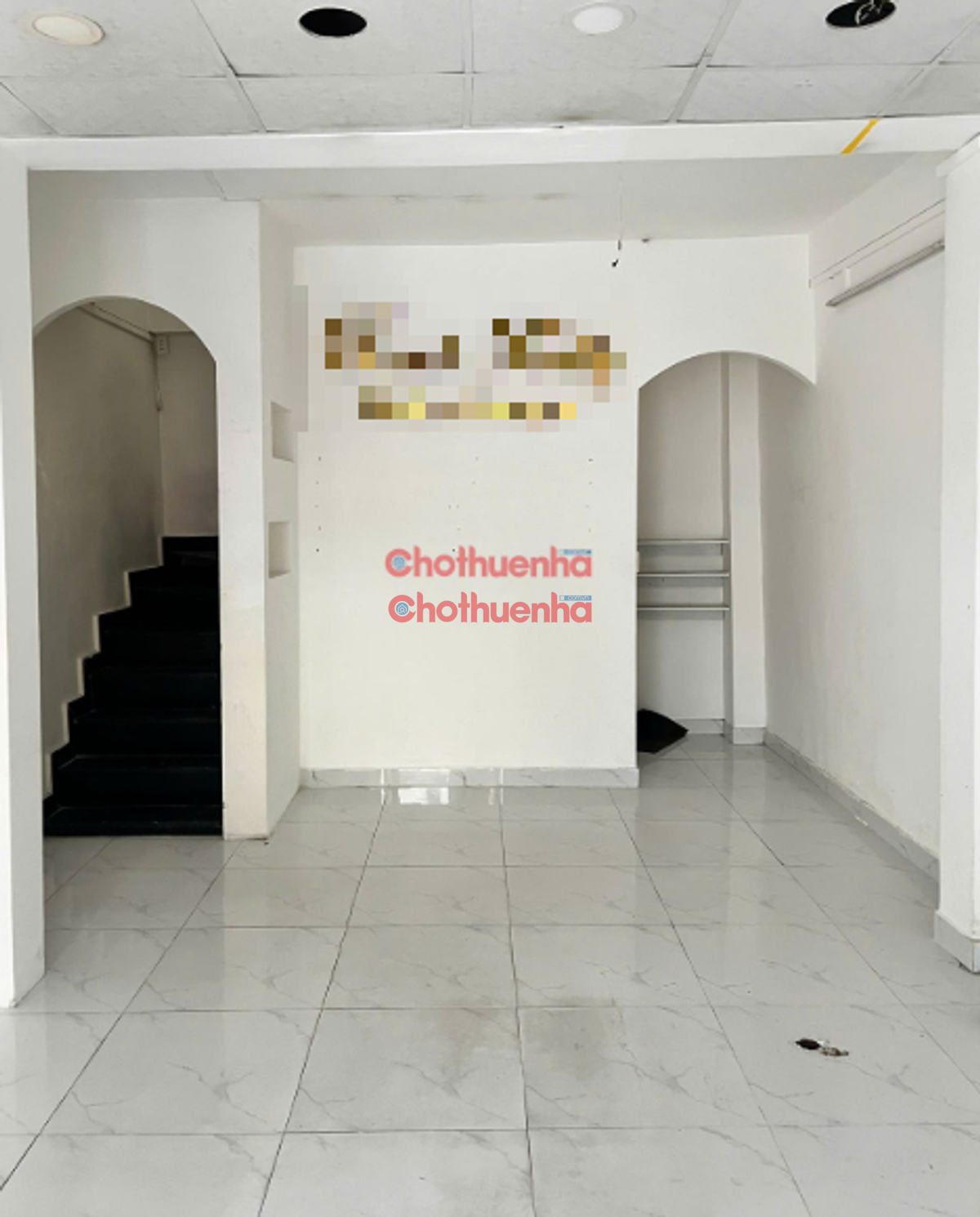 CHO THUÊ NHÀ GÓC 2 MẶT TIỀN ĐƯỜNG TRẦN KHẮC CHÂN, QUẬN 1