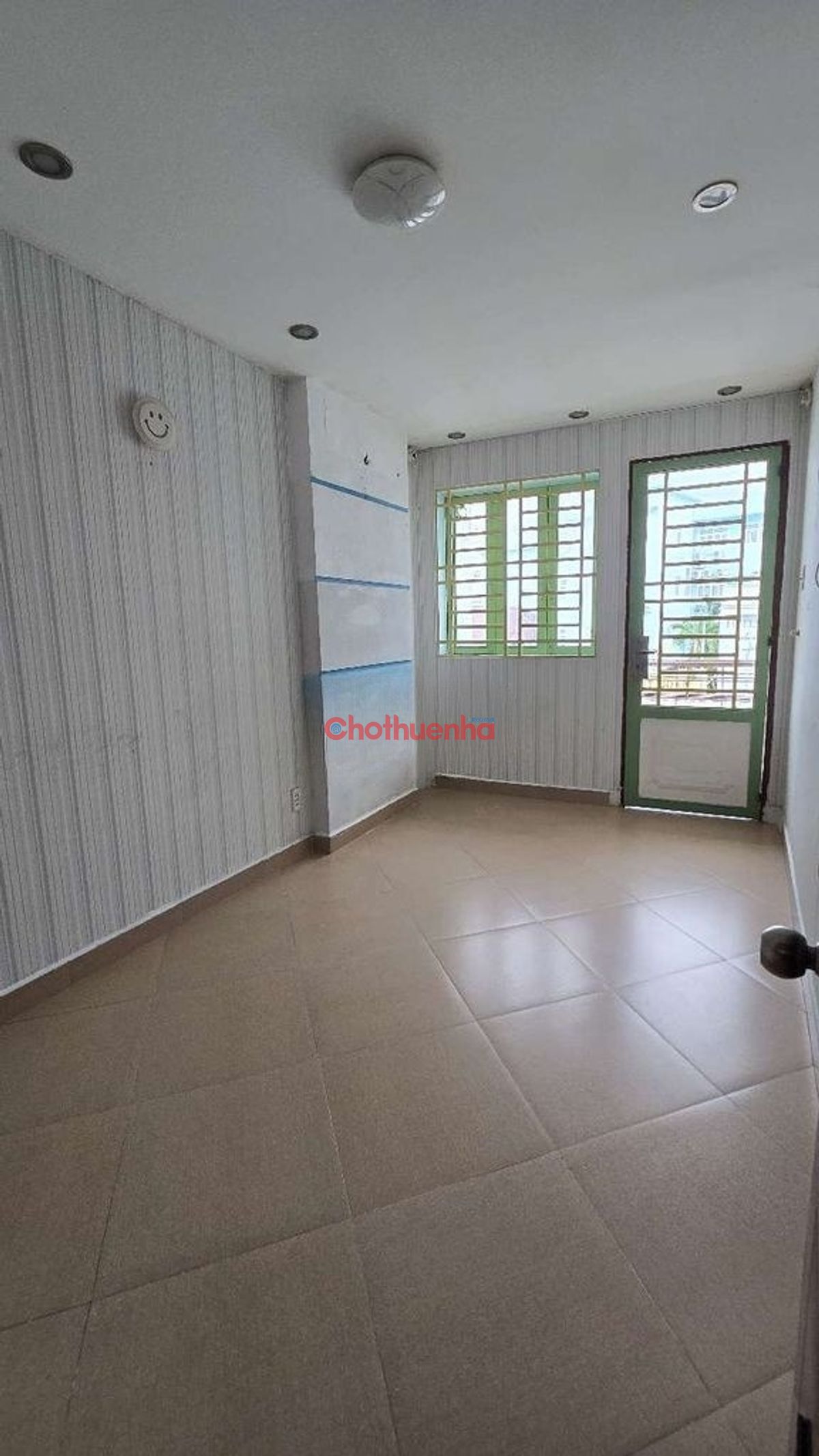 Cho thuê nhà nguyên căn tại Lương Hữu Khánh, Phường Phạm Ngũ Lão, Quận 1.