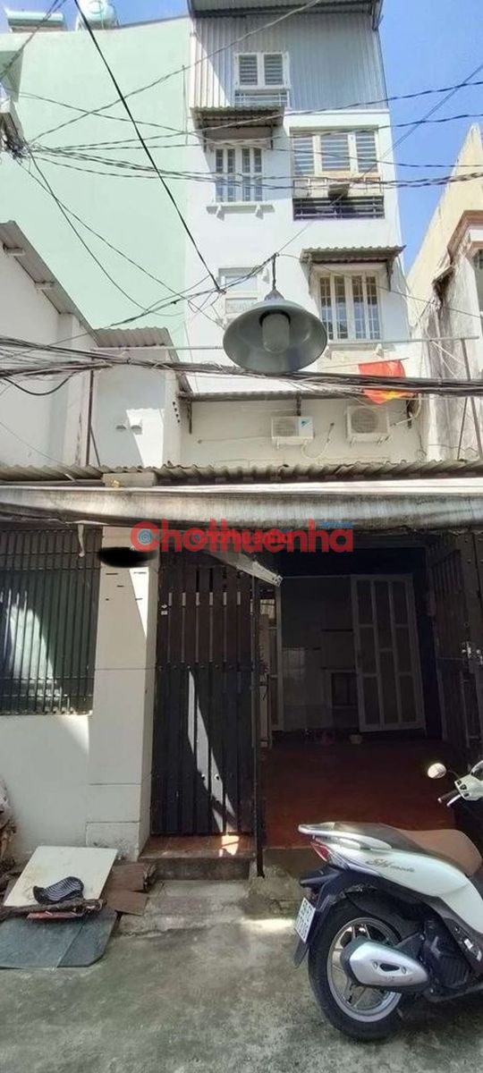Cho thuê nhà hẻm xe hơi Bàn Cờ, Phường 3, Quận 3.
