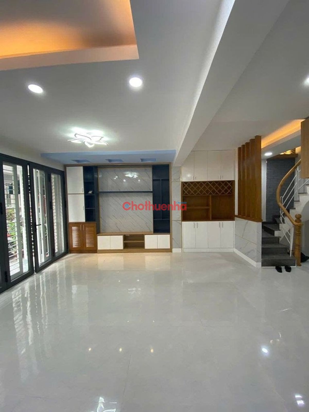 Cho Thuê Chung cư Nhiêu Tứ, 60 Hoa Sứ, Phường 7, Quận Phú Nhuận.