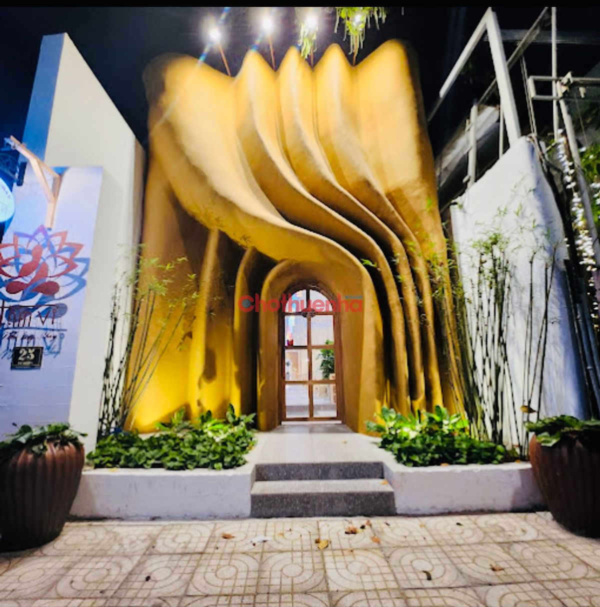 Sang quán Chay Mặt tiền Tú Xương, P6, Quận 3