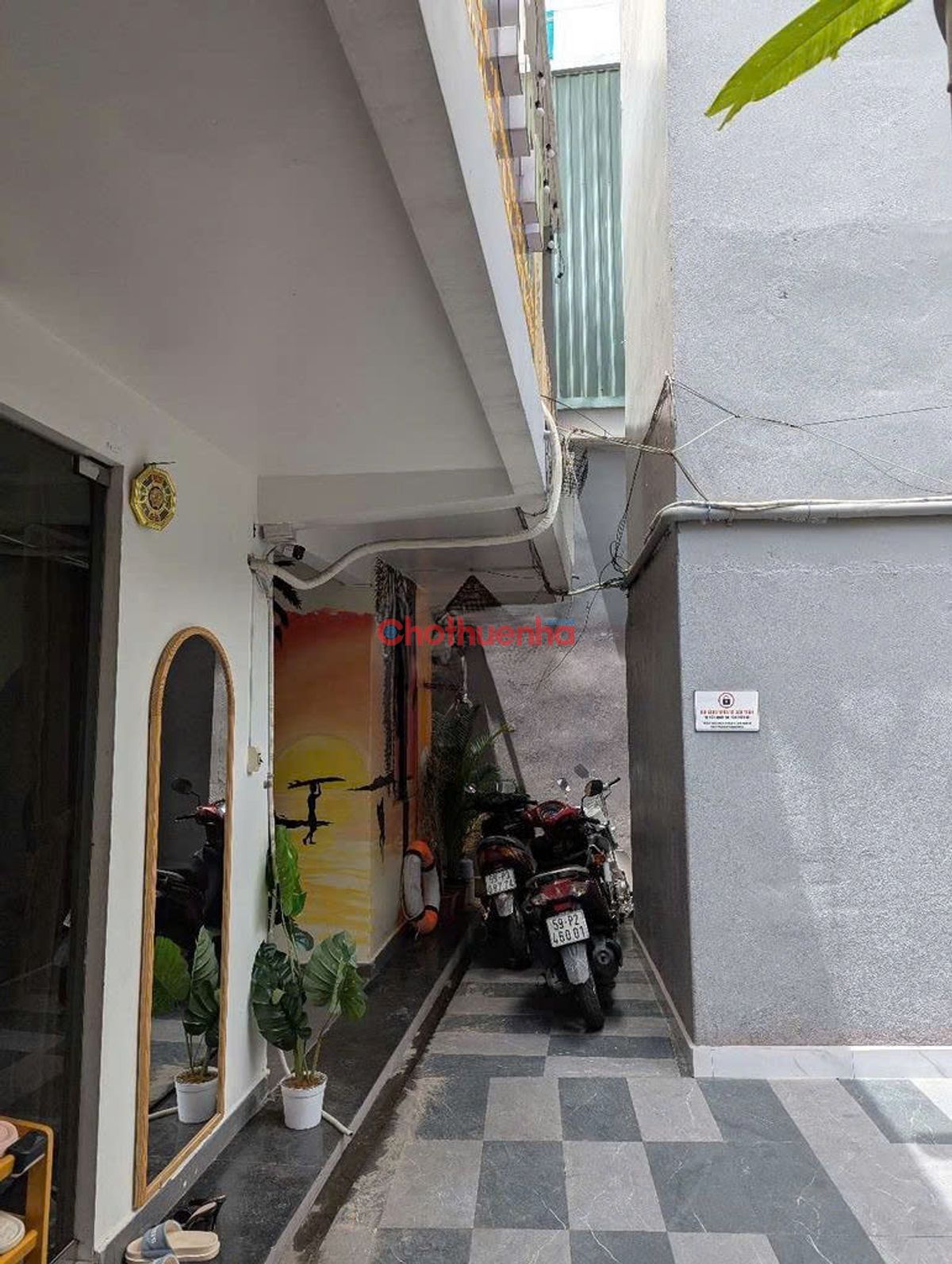 Cho thuê nhà nguyên căn Hai Bà Trưng, Phường Tân Định, Quận 1.