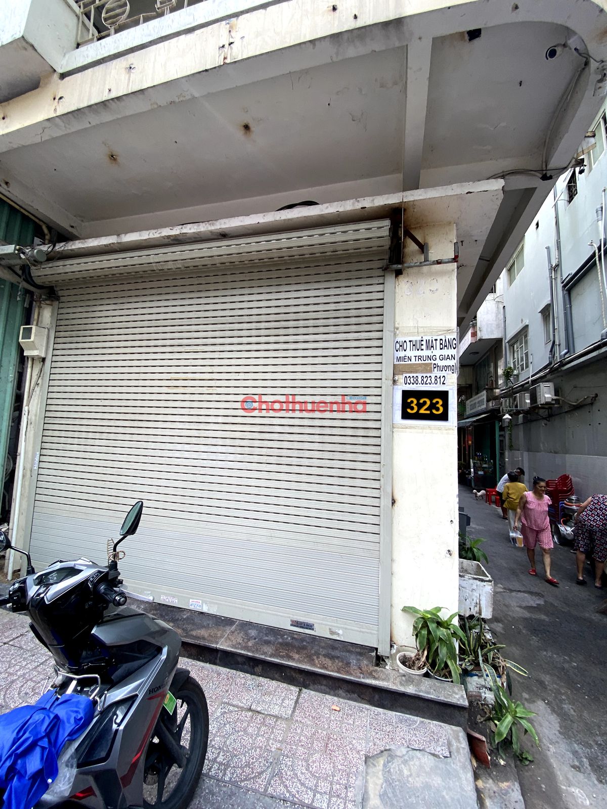 Cho thuê nhà Góc 2 MT đường Nguyễn Trãi, Quận 5, giá chỉ 3x triệu 