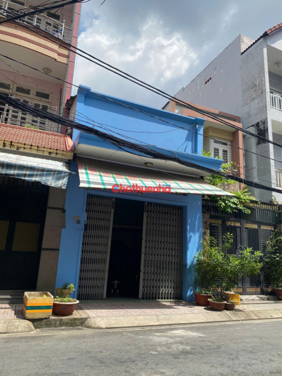 Cho thuê nhà thích hợp làm kho xưởng ở Ca Văn Thỉnh, Phường 11, Tân Bình.