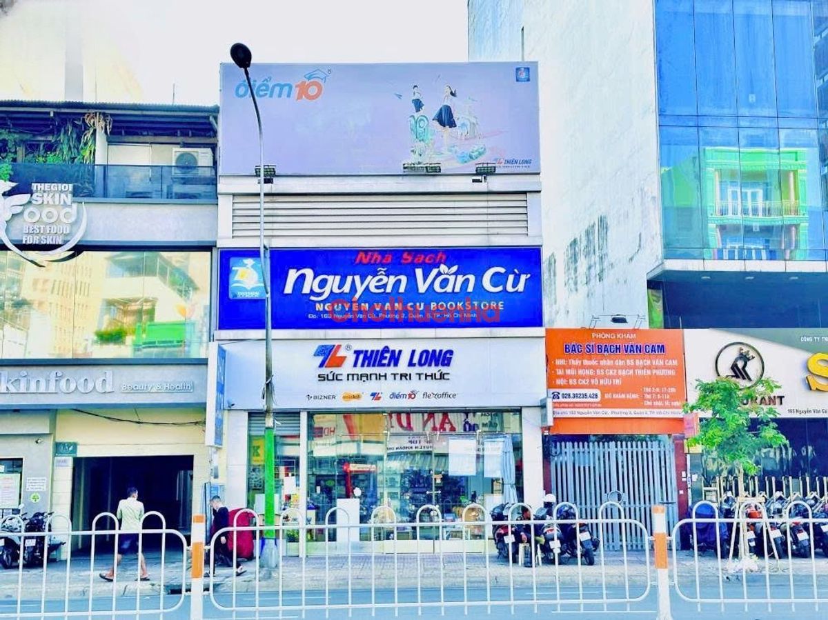 CHO THUÊ NHÀ MẶT TIỀN ĐƯỜNG NGUYỄN VĂN CỪ, QUẬN 5 - DT 9X20M - KINH DOANH TỰ DO360