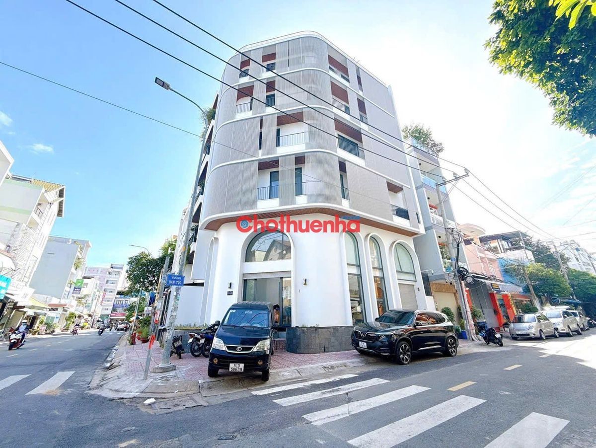 Siêu Phẩm Góc 2MT Quận Tân Phú Cho Thuê Giá Chỉ 45 triệu