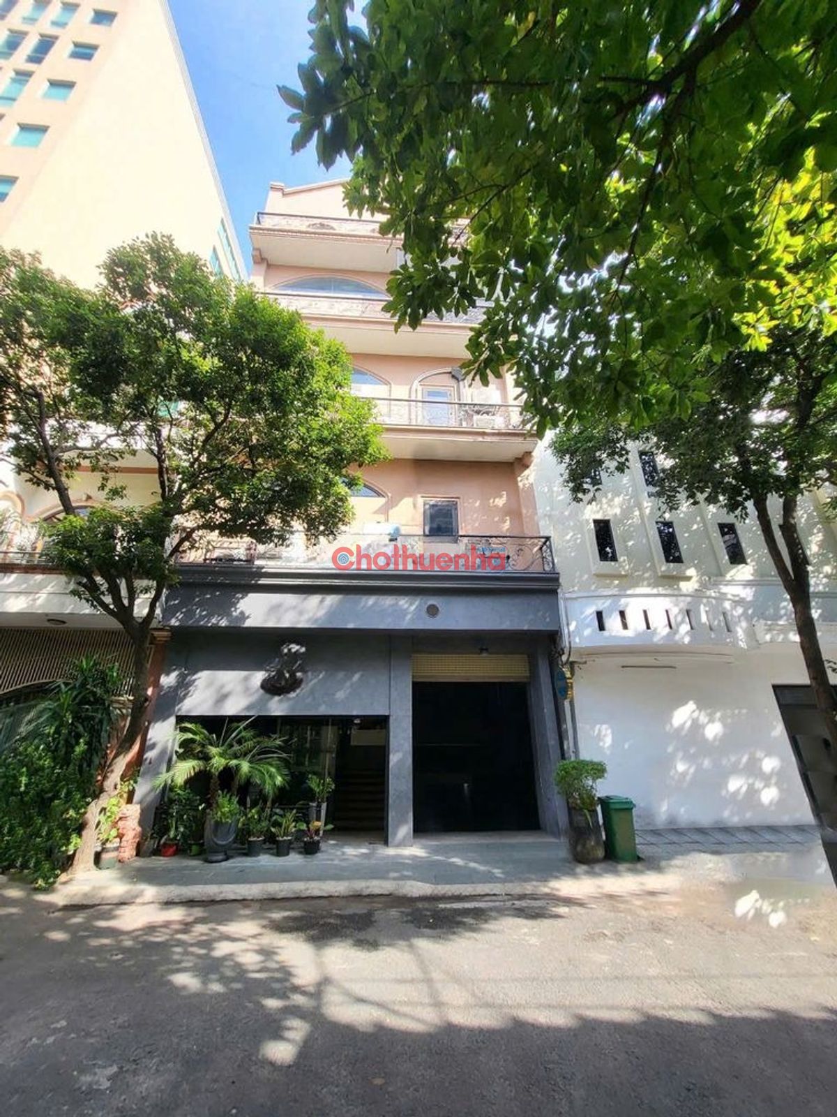 TÒA NHÀ 2 MT ĐƯỜNG CỘNG HÒA - P.12 - TÂN BÌNH - CÓ THANG MÁY - 168M2