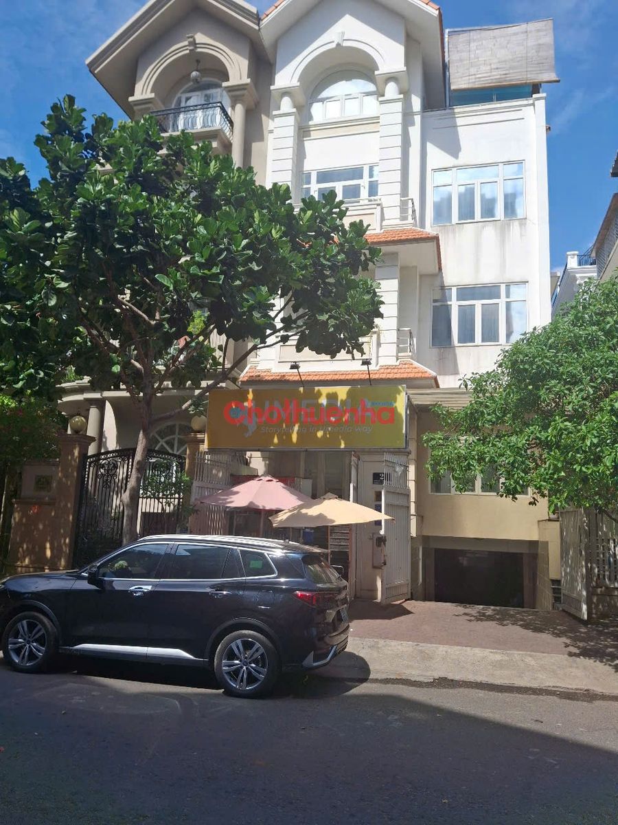 Cho thuê nhà mặt tiền Biệt thự song lập Đường số 3, Khu đô thị HimLam, Phường Tân Hưng, Quận 7