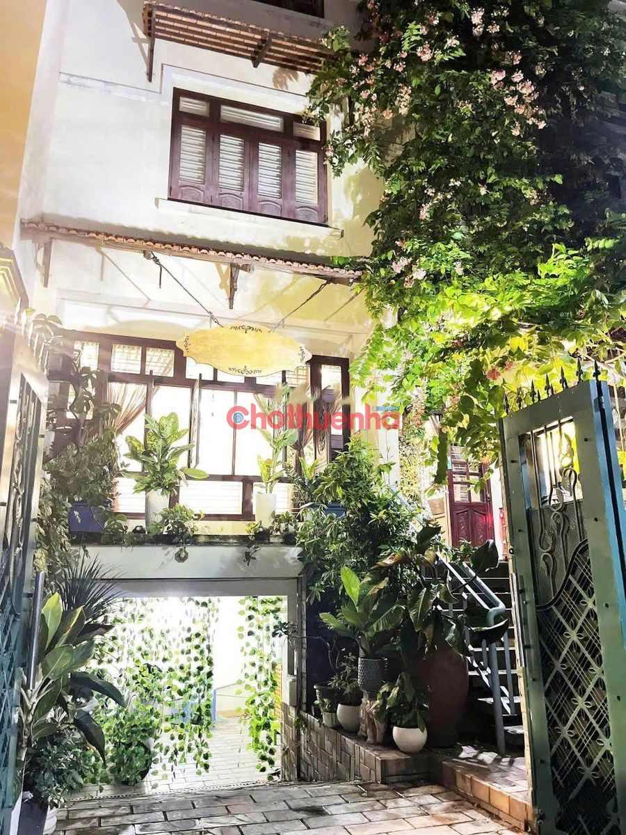 SANG SPA FULL SETUP KHU TRUNG TÂM PHÚ NHUẬN – DIỆN TÍCH KHỦNG ~500M² – GIÁ THUÊ HẤP DẪN