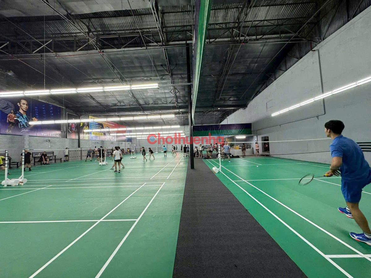 Cho thuê sân cầu lông - Lê Thị Bạch Cát quận 11