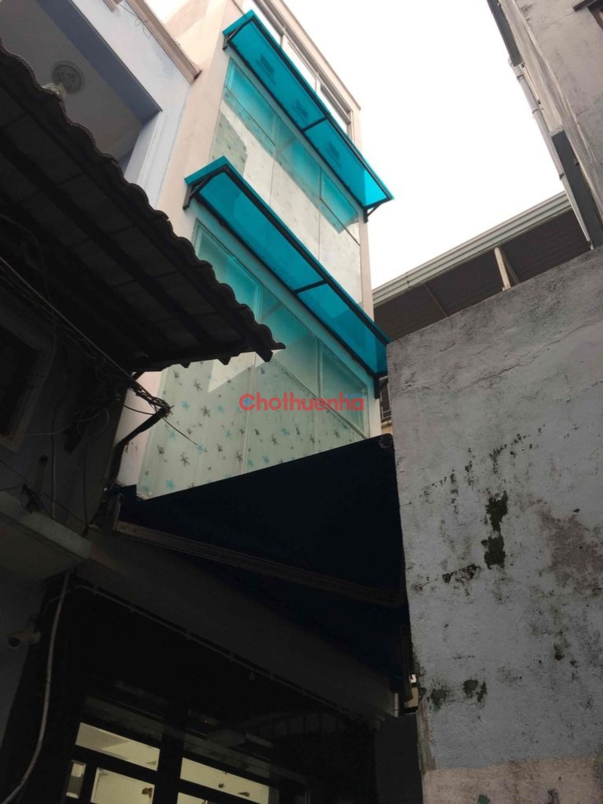 Cho thuê nhà nguyên căn làm Chdv