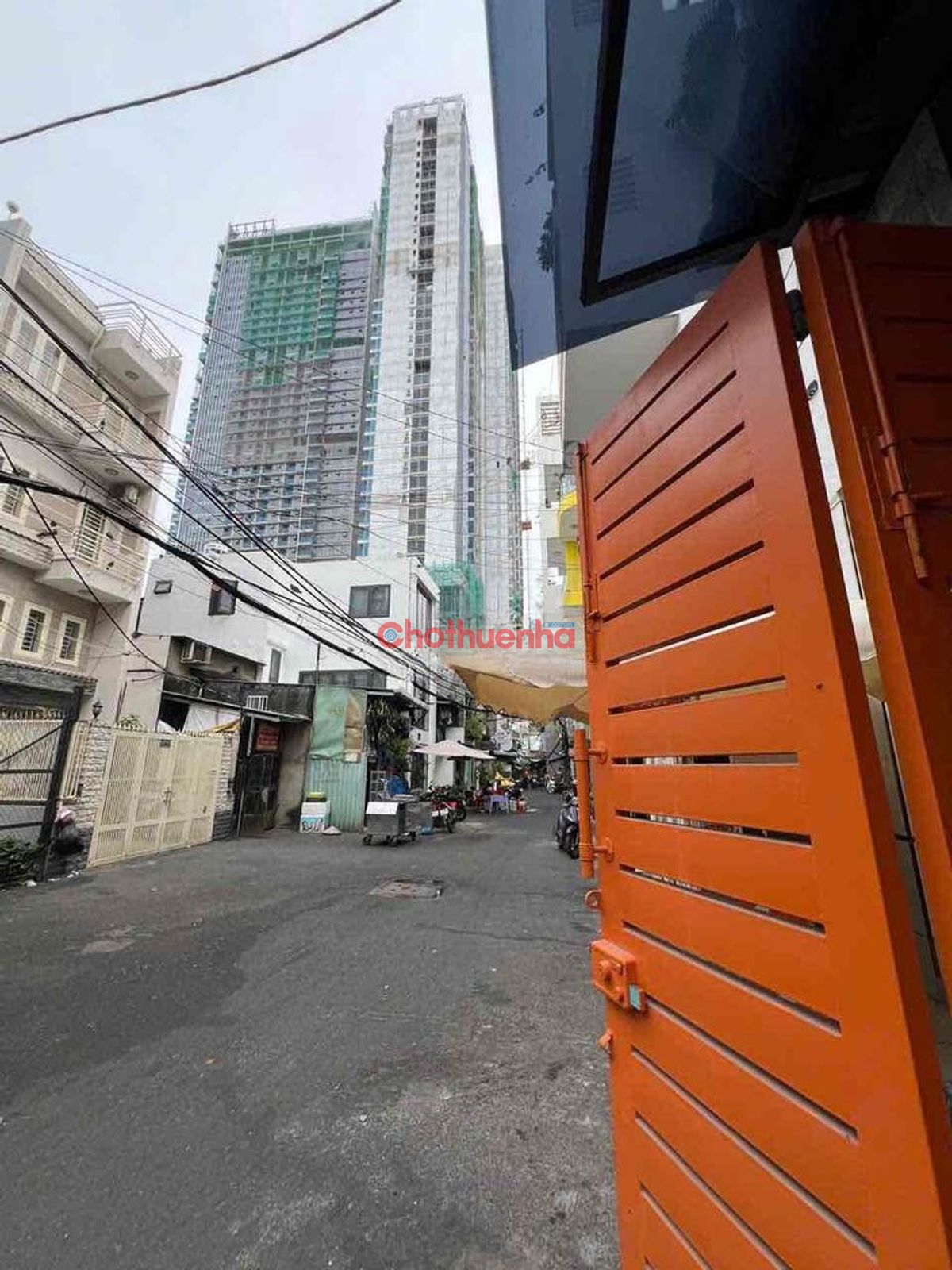 CHO THUÊ NHÀ HẺM XE HƠI -  NGUYỄN TRÃI, PHƯỜNG NGUYỄN CƯ TRINH - QUẬN 1