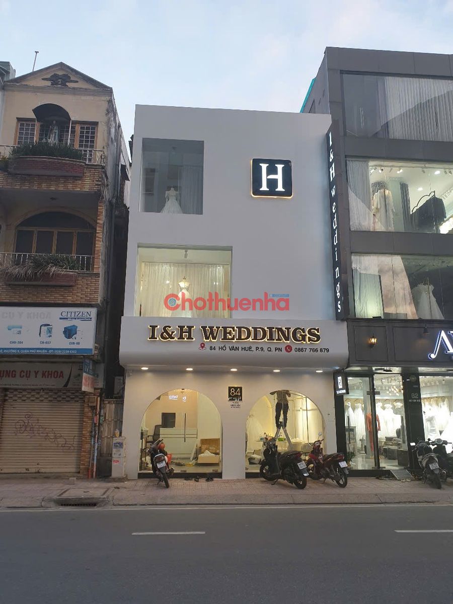 cho thuê nhà mặt tiền Hồ Văn Huê, phường 9, Phú Nhuận