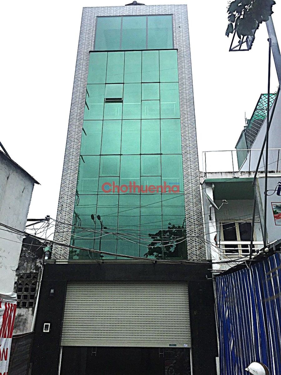 Cho thuê nhà Phạm Văn Đồng, Phường 13, Quận Bình Thạnh.