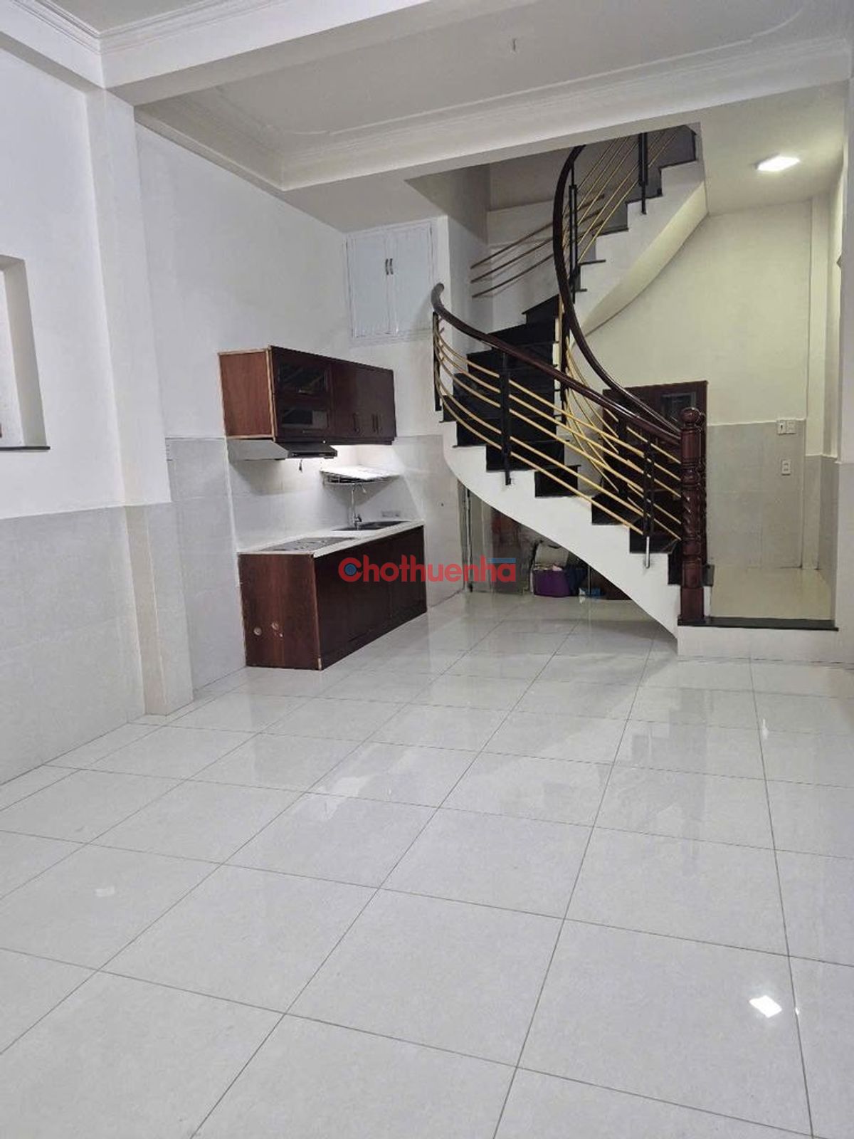 Cho thuê nhà Lạc Long Quân, Phường 9, Tân Bình.