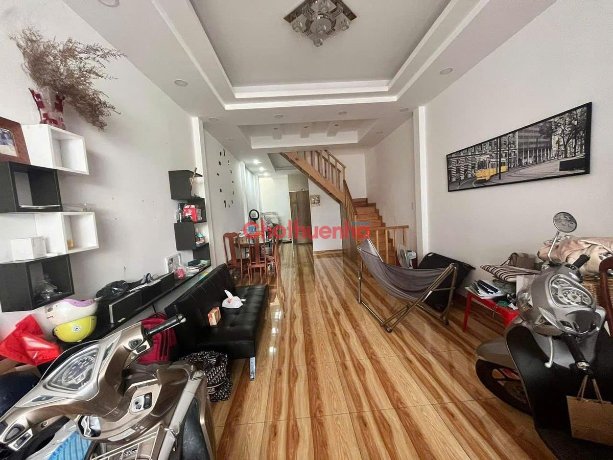 Cho thuê nhà nguyên căn Ni Sư Huỳnh Liên, Phường 10, Tân Bình
