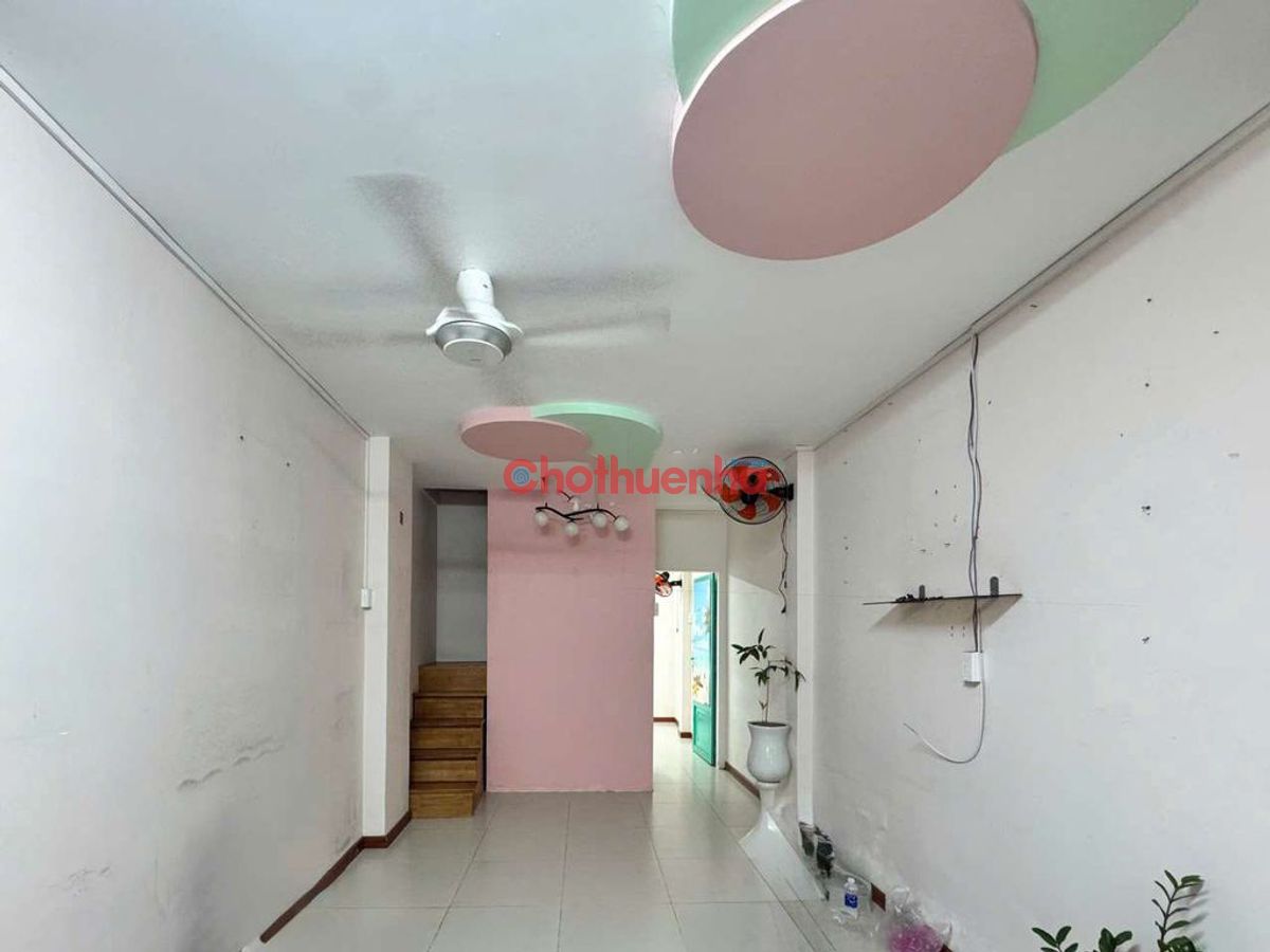 Cho thuê nhà nguyên căn - Nguyễn Trãi quận 1