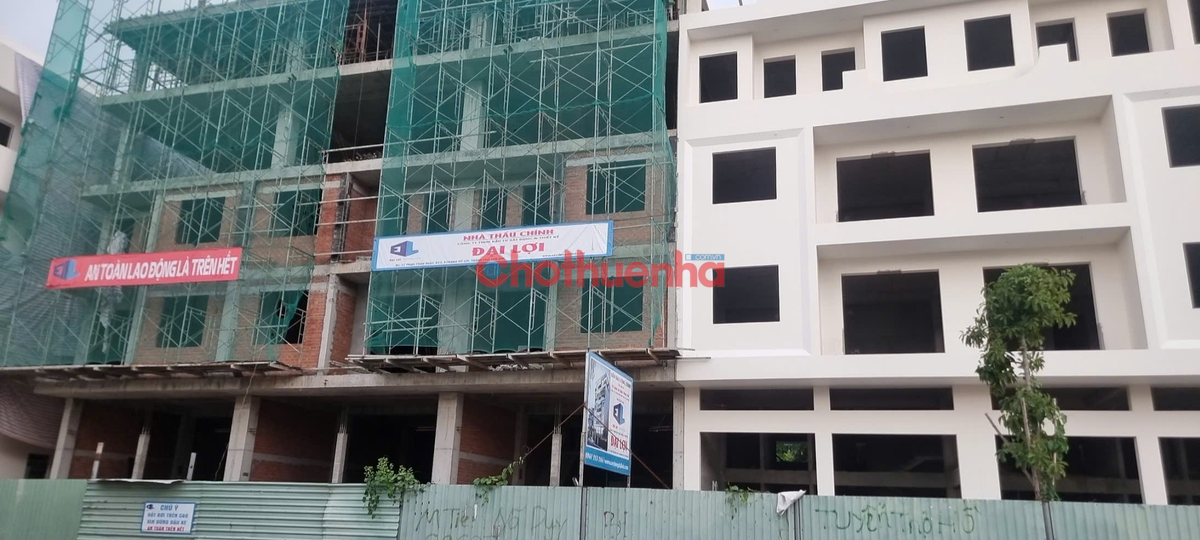ĐẲNG CẤP 3 CĂN MẶT TIỀN Ở NGUYỄN ĐỊA LÔ THẠNH MỸ LỢI