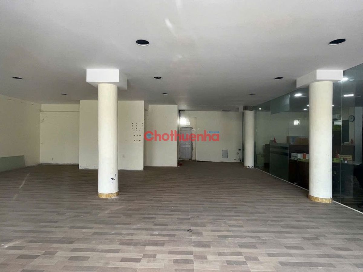 CHO THUÊ MẶT TIỀN HÀ HUY GIÁP GIÁ 160TR