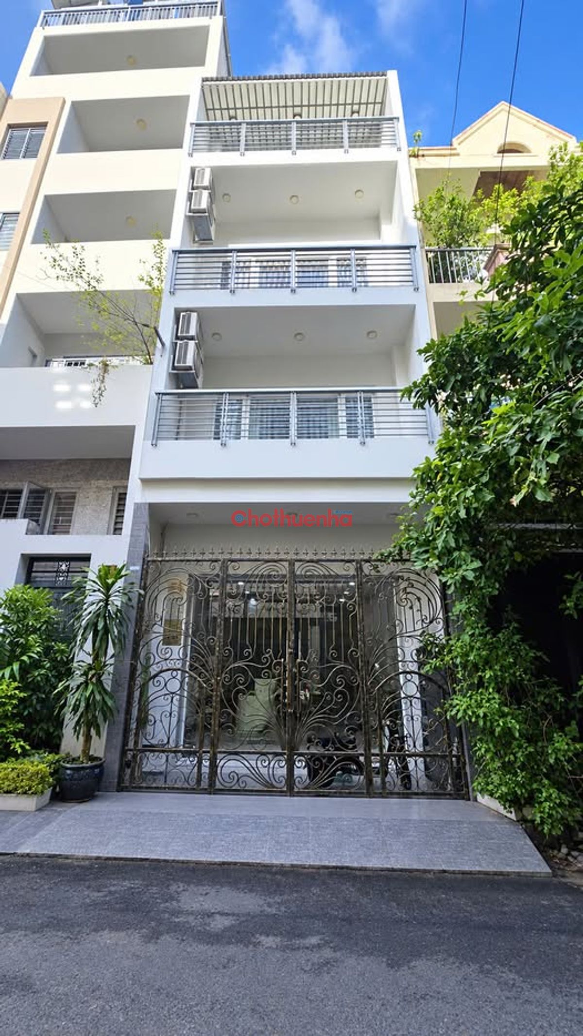 CHO THUÊ NHÀ NGUYÊN CĂN HXH ĐƯỜNG TÔ HIẾN THÀNH - 5 X 20, 4 TẦNG 