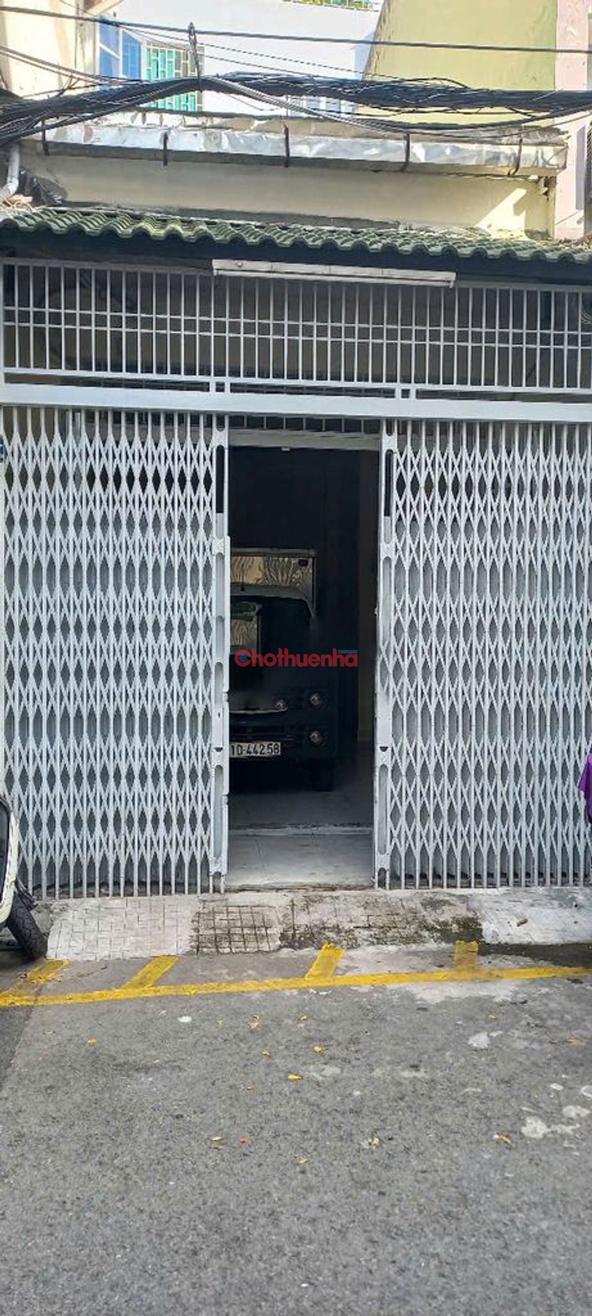 Nhà nguyên căn đường Đồng Đen, Phường 10, Quận Tân Bình,