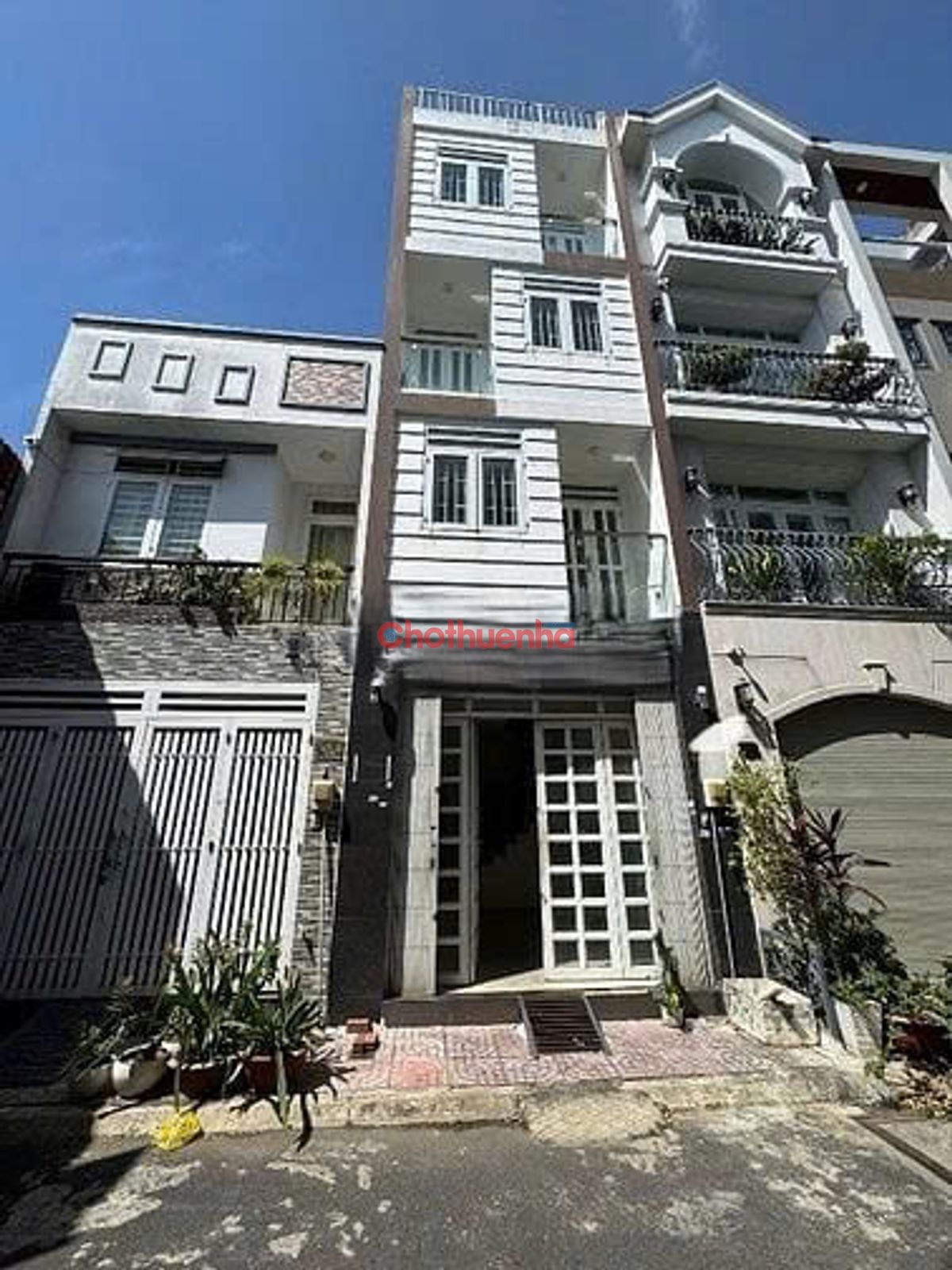 Cho thuê nhà đường Tô Hiệu, Phường Hiệp Tân, Tân Phú gồm 7PN - 7WC