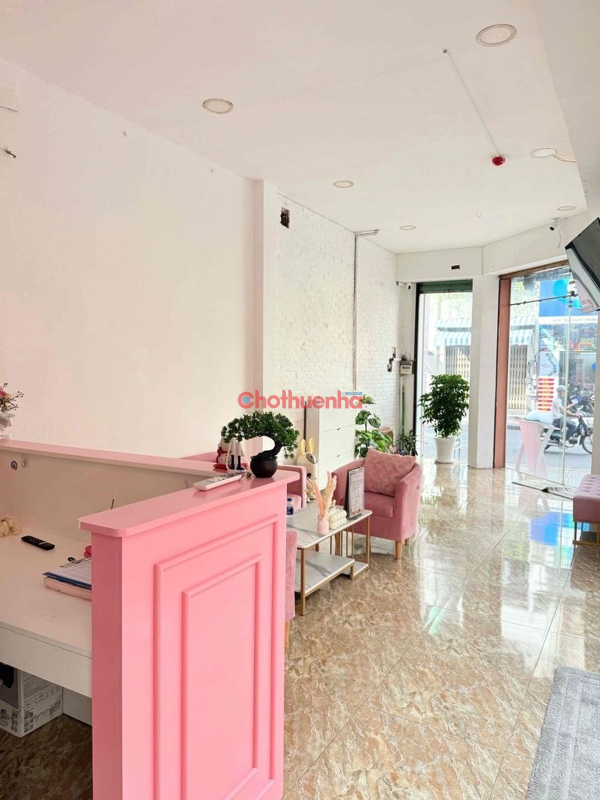 CHO THUÊ MẶT TIỀN CỐNG QUỲNH, P. NGUYỄN CƯ TRINH, QUẬN 1 - ƯU TIÊN SPA, LÀM ĐẸP