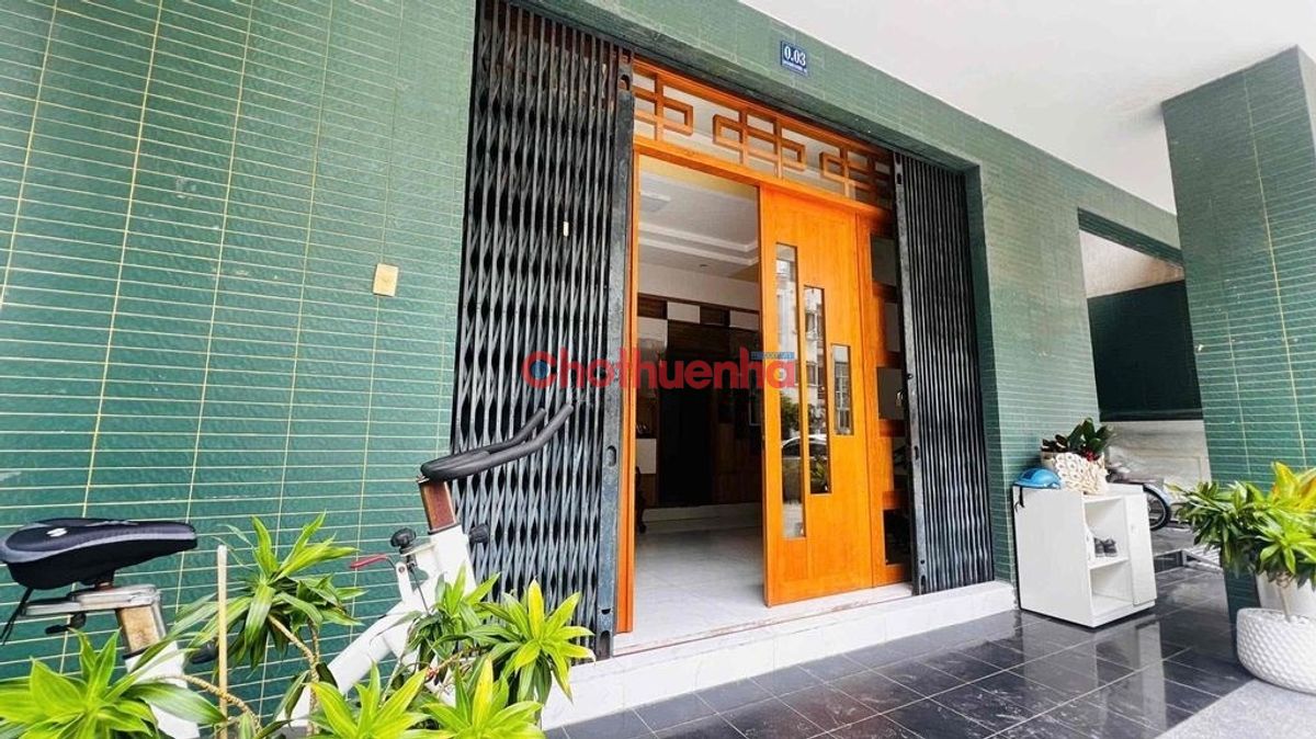 Chung cư Nguyễn Tri Phương, Thành Thái, Phường 14, Quận 10.