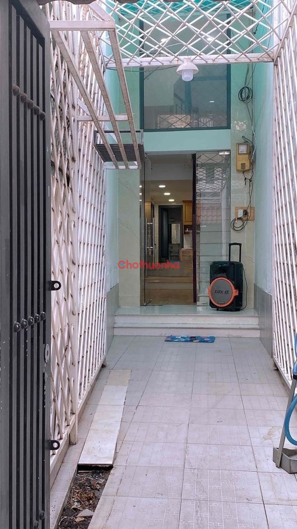 Cho thuê nhà Nơ Trang Long, Phường 12, Quận Bình Thạnh, 4 phòng ngủ, trệt 2 lầu