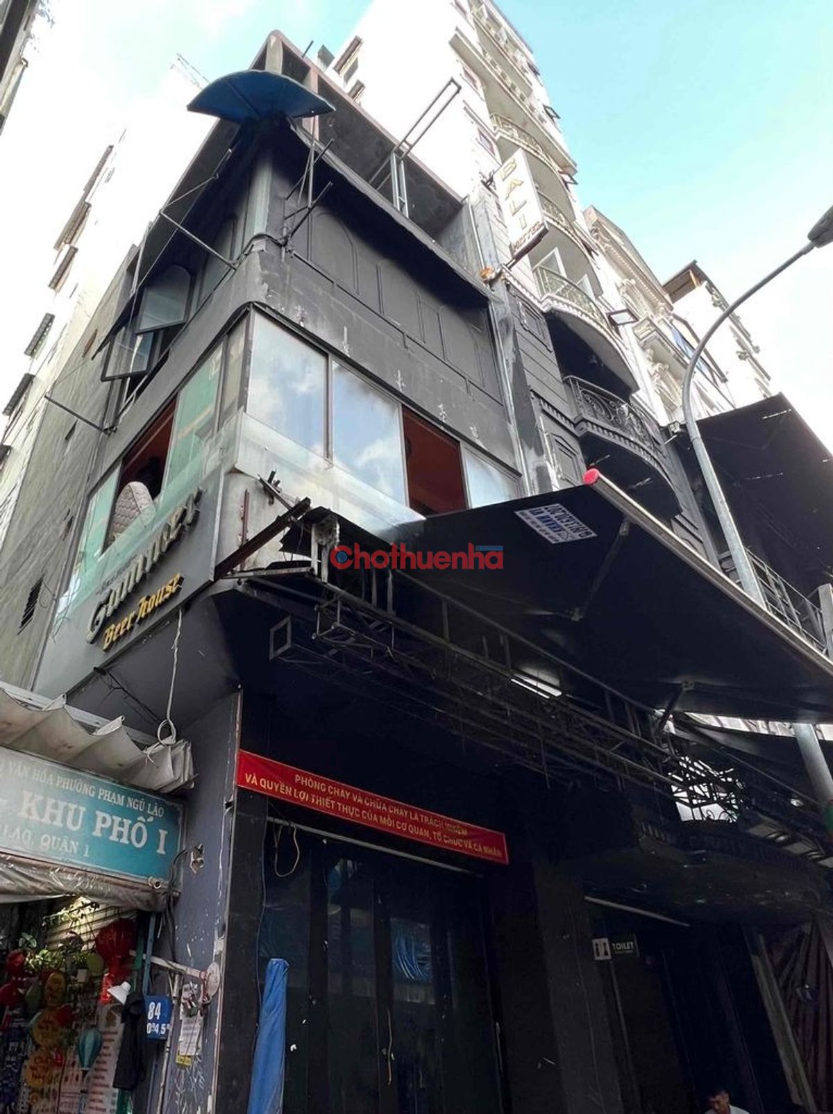 Cho thuê Nhà MT Ngay Bùi Viện Q1