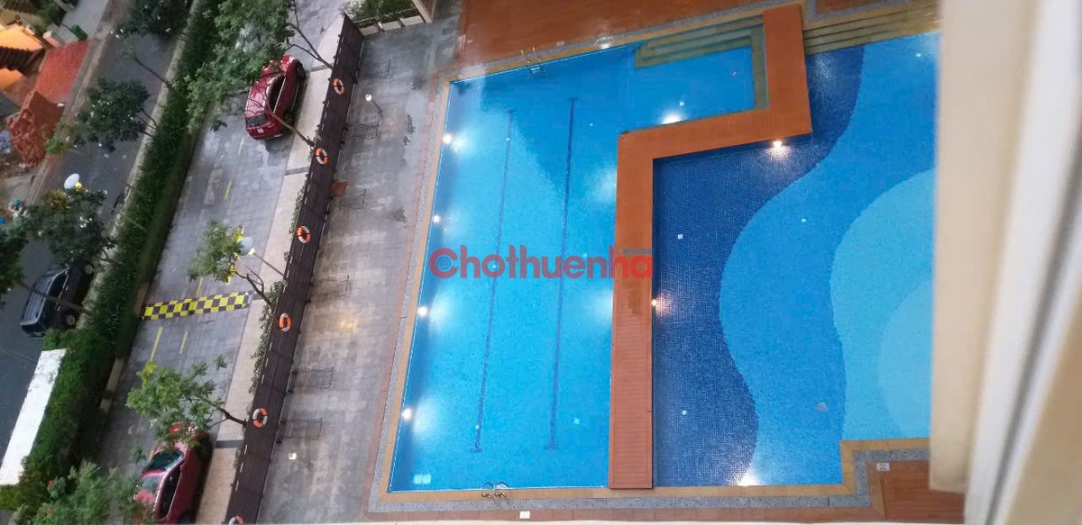Cho thuê căn hộ 3pn quận 7 (có hồ bơi)