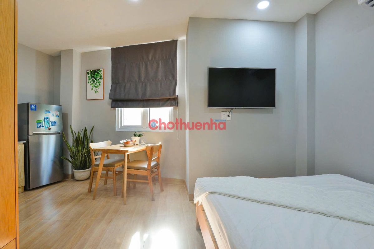 Cho thuê nhà Lê Văn Sỹ, Phường 14, Quận 3.