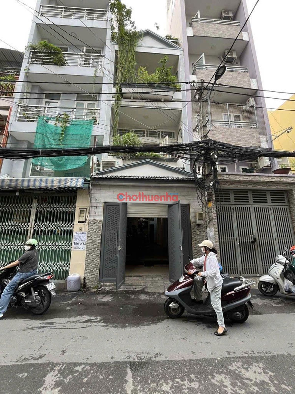 Cho thuê mặt bằng Đường CMT8 quận 10 chỉ 18 triệu 